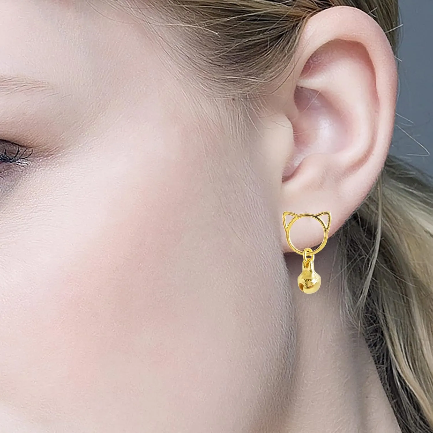 925 Sterling Silver White Gold Plated Fashion Cat Head Bell Ear Stud Earrings