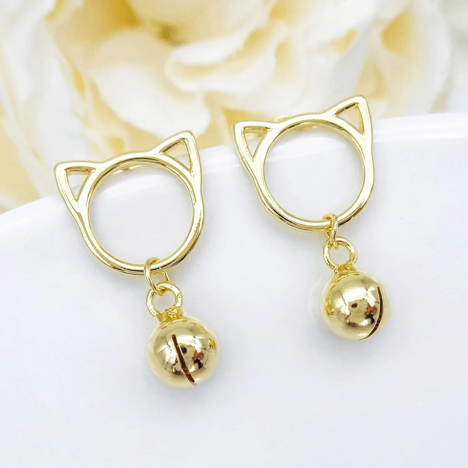 925 Sterling Silver White Gold Plated Fashion Cat Head Bell Ear Stud Earrings