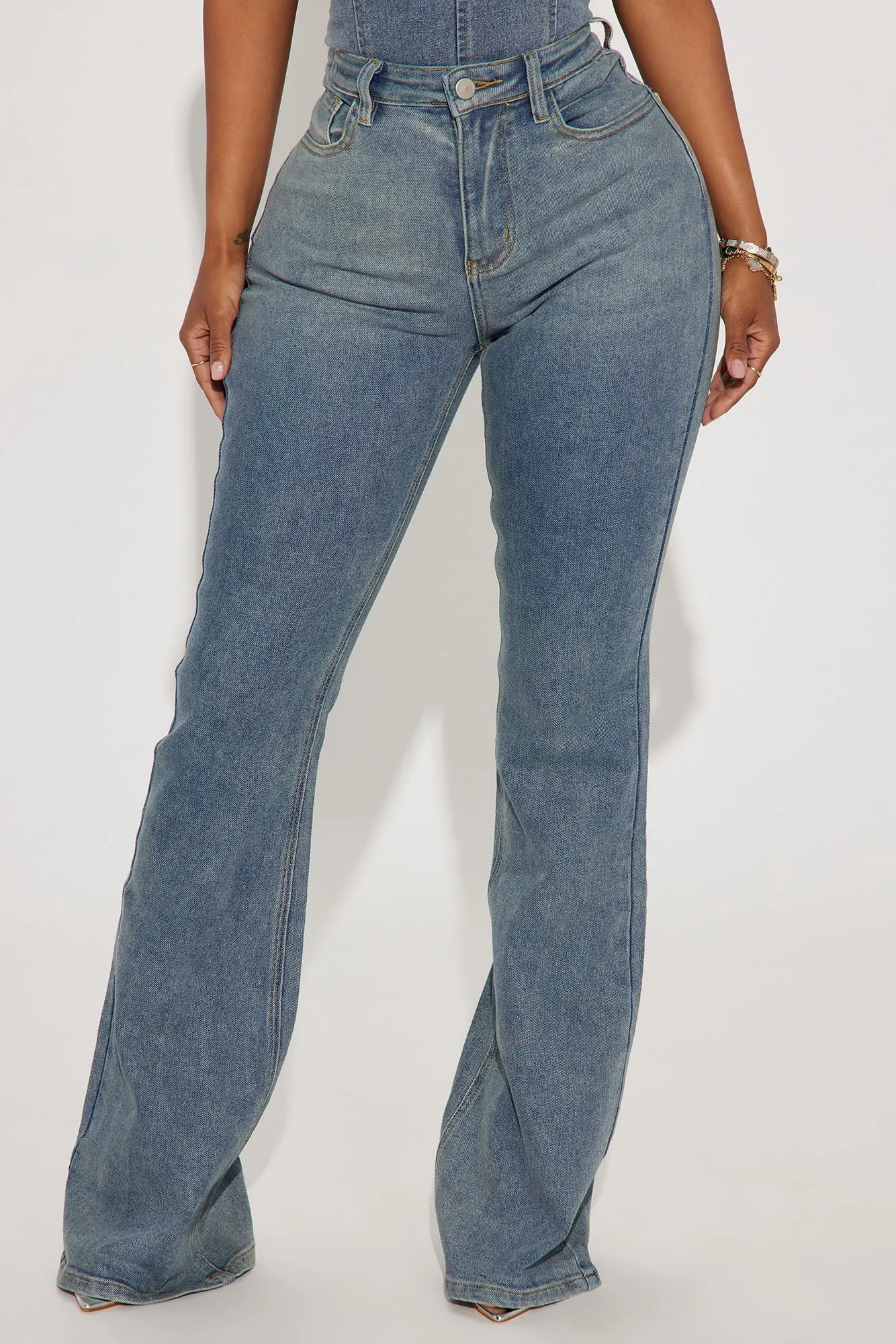 Always On Your Mind Stretch Flare Jeans - Vintage Wash
