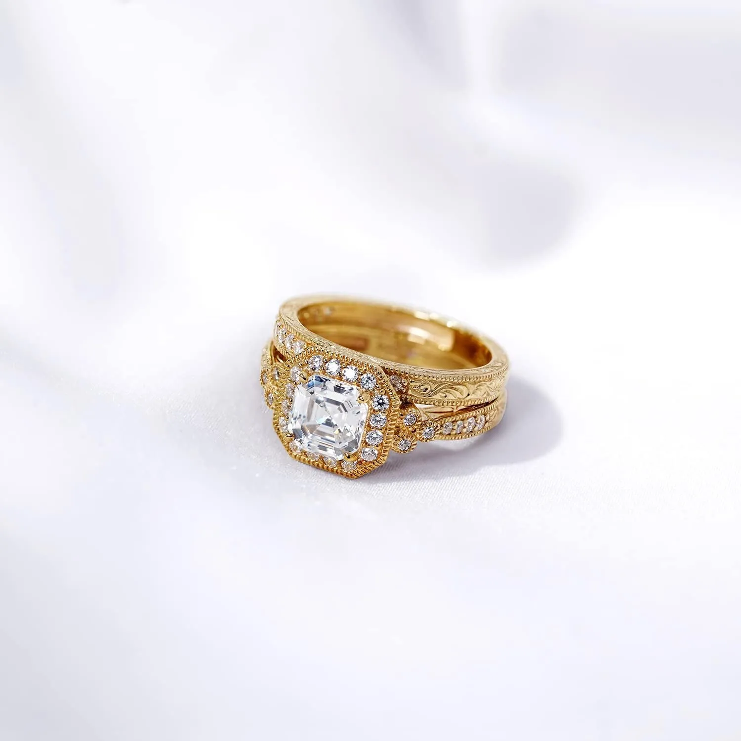 Amazon Essentials Platinum or Gold Plated Sterling Silver Infinite Elements Zirconia Antique Ring Set , (previously Amazon Collection)