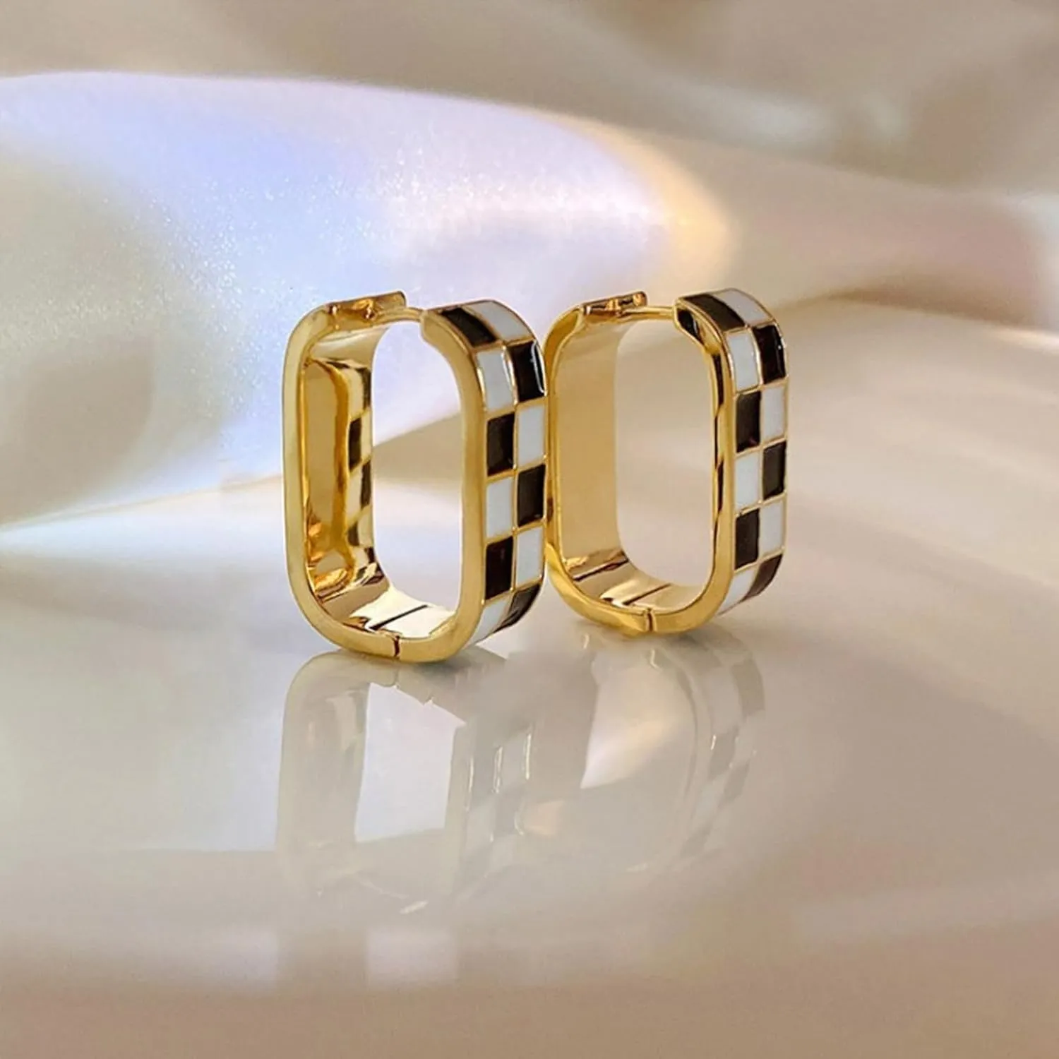 Checkered Earring For Women, Dainty Oval Checker Chunky Hoop Earrings, 18K Gold Plated Filled Enamel Checker Hoop Earrings, Hypoallergenic Fashion Trendy Jewelry Gifts