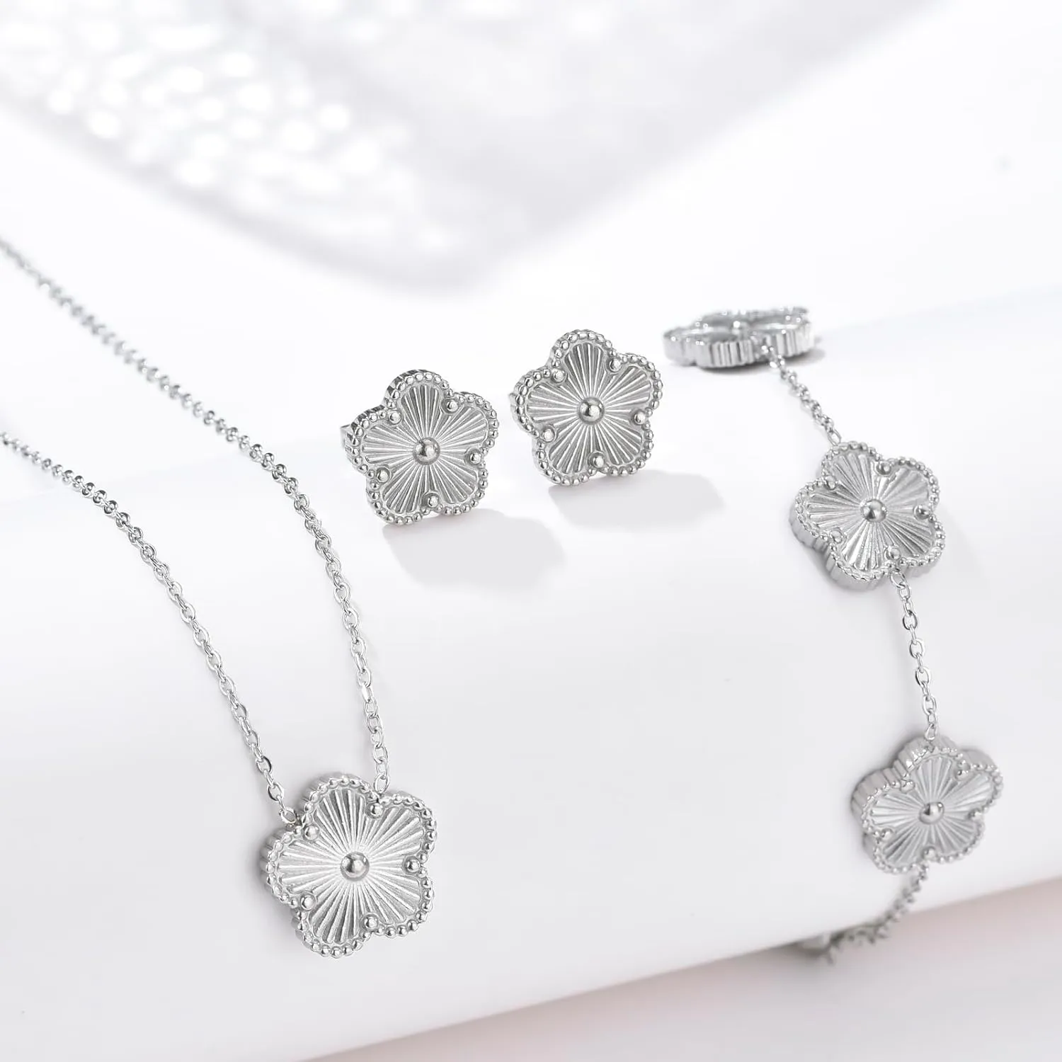 Clover Neckalce Earring Set for Women 14K Gold Plated Stainless Steel Four Leaf Clover Jewelry Set