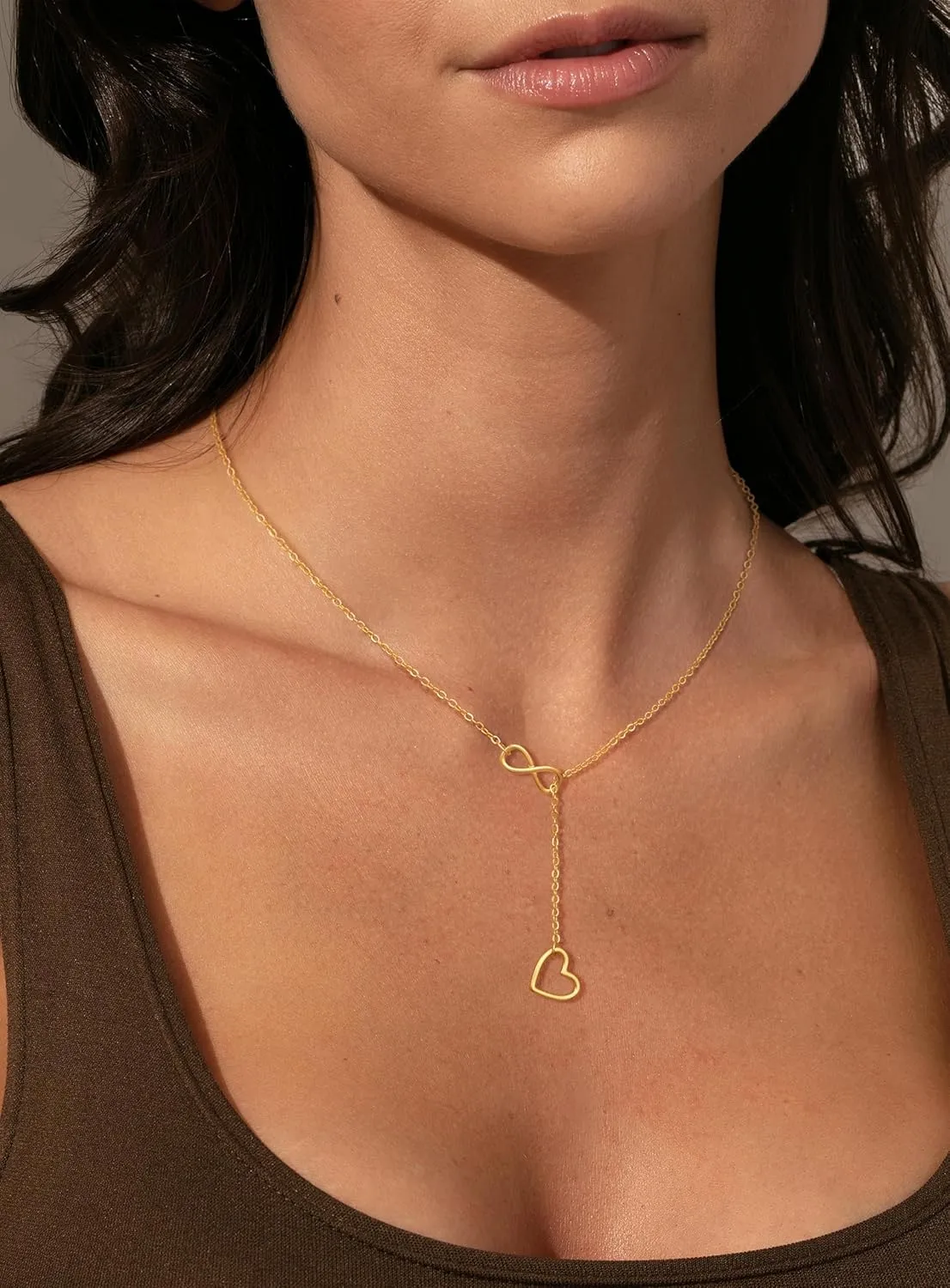 Gold Heart Necklace for Women Dainty Layered Heart Necklace Infinity Y Necklace Trendy Minimalist Simple Small Necklace Cute Chain Choker Necklace Jewelry for Women