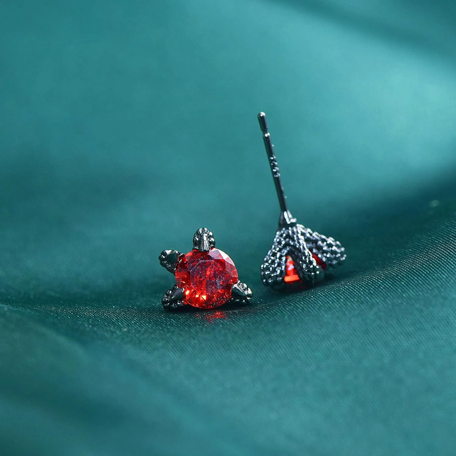 Hopply S925 Sterlings Silver Dragon Claw Stud Earrings,Hypoallergenic Cubic Zirconia Screw Back Mens Earrings Jewelry for Women