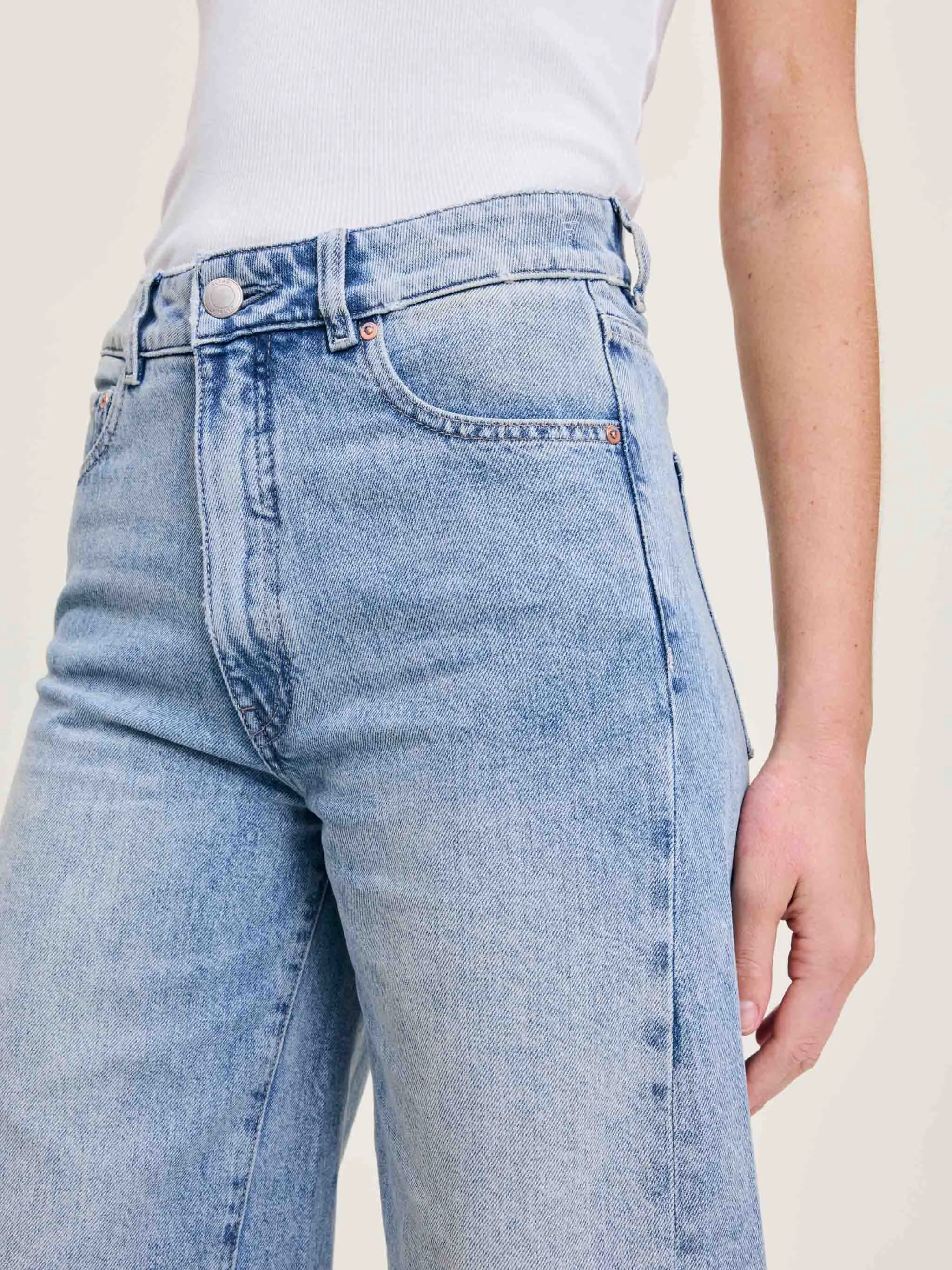 Miro Rigid Barrel Jean