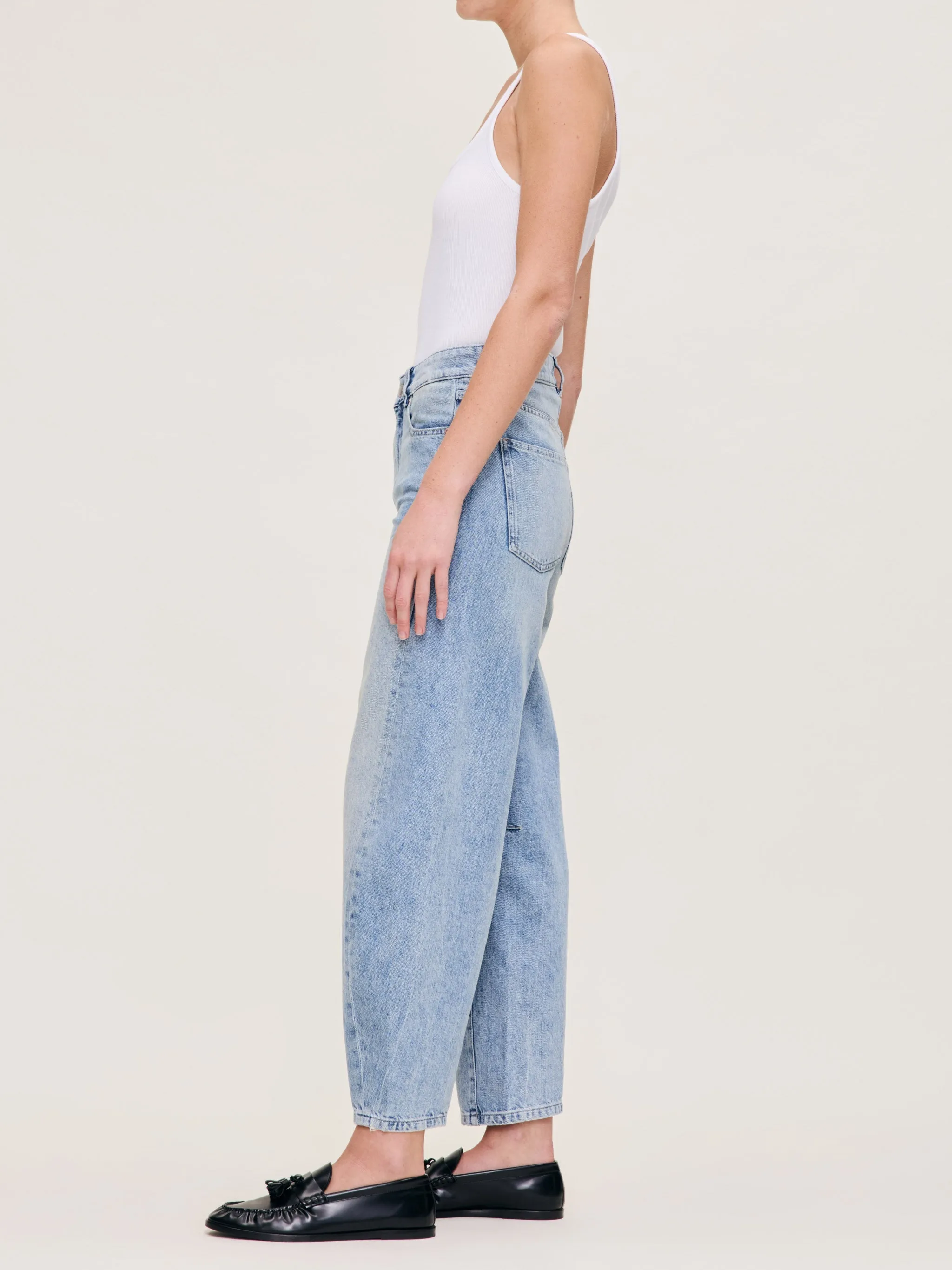 Miro Rigid Barrel Jean