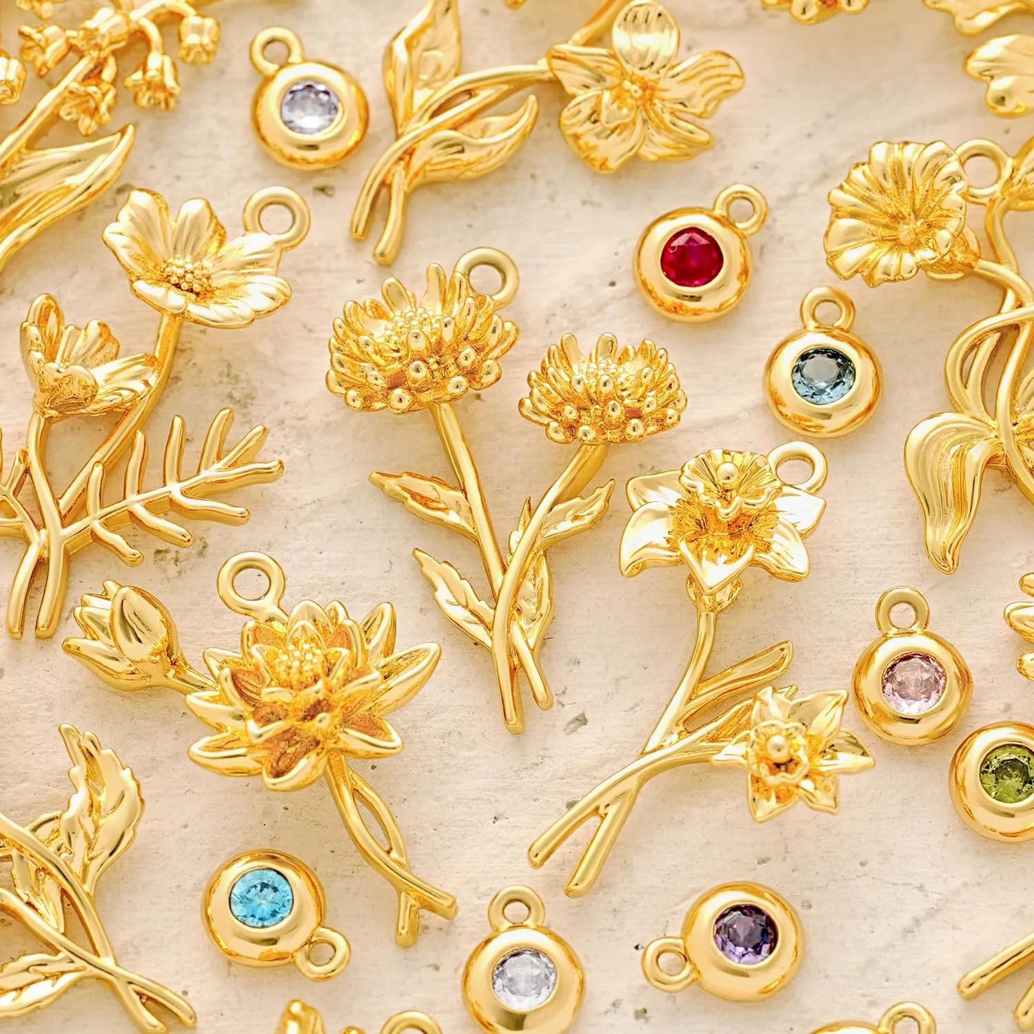 MYEARS Women Birth Flower Necklace Gold Birthstone 12 Month Bouquet Pendant Floral 18K Gold Vacuum Filled 2MM Twist Rope Chain Personalized Jewelry Birthday