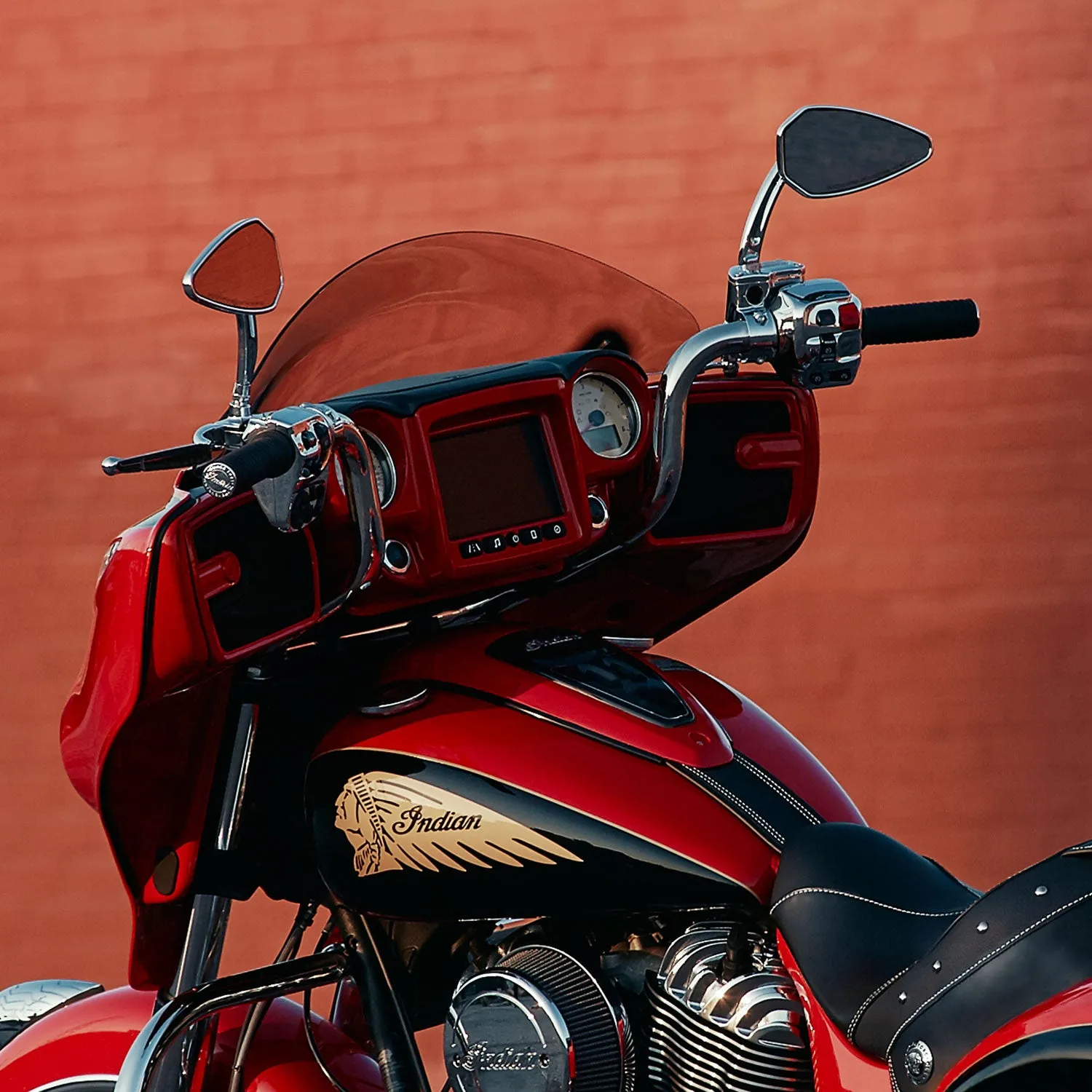 Polycarbonate 13.7 in. Flare Windshield -Tinted
