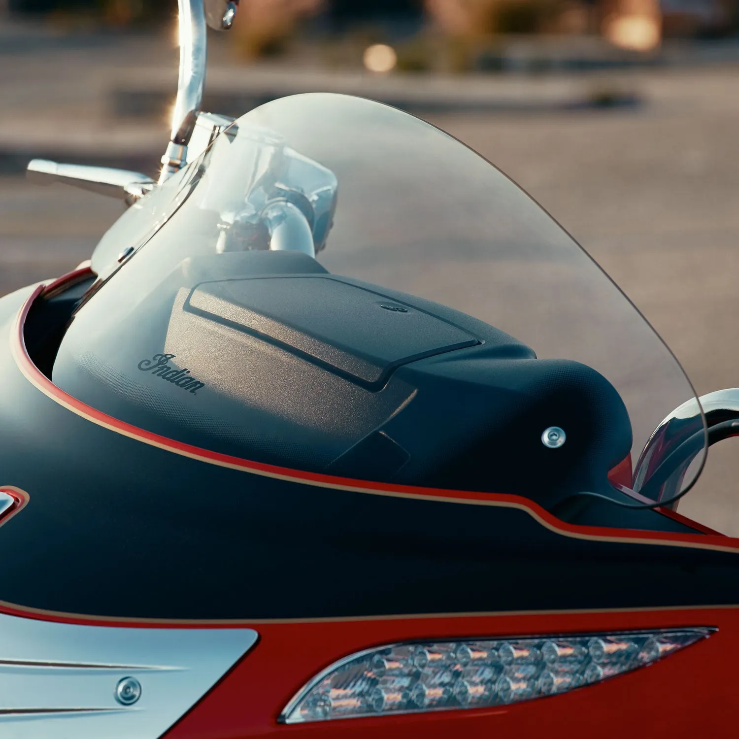 Polycarbonate 13.7 in. Flare Windshield -Tinted