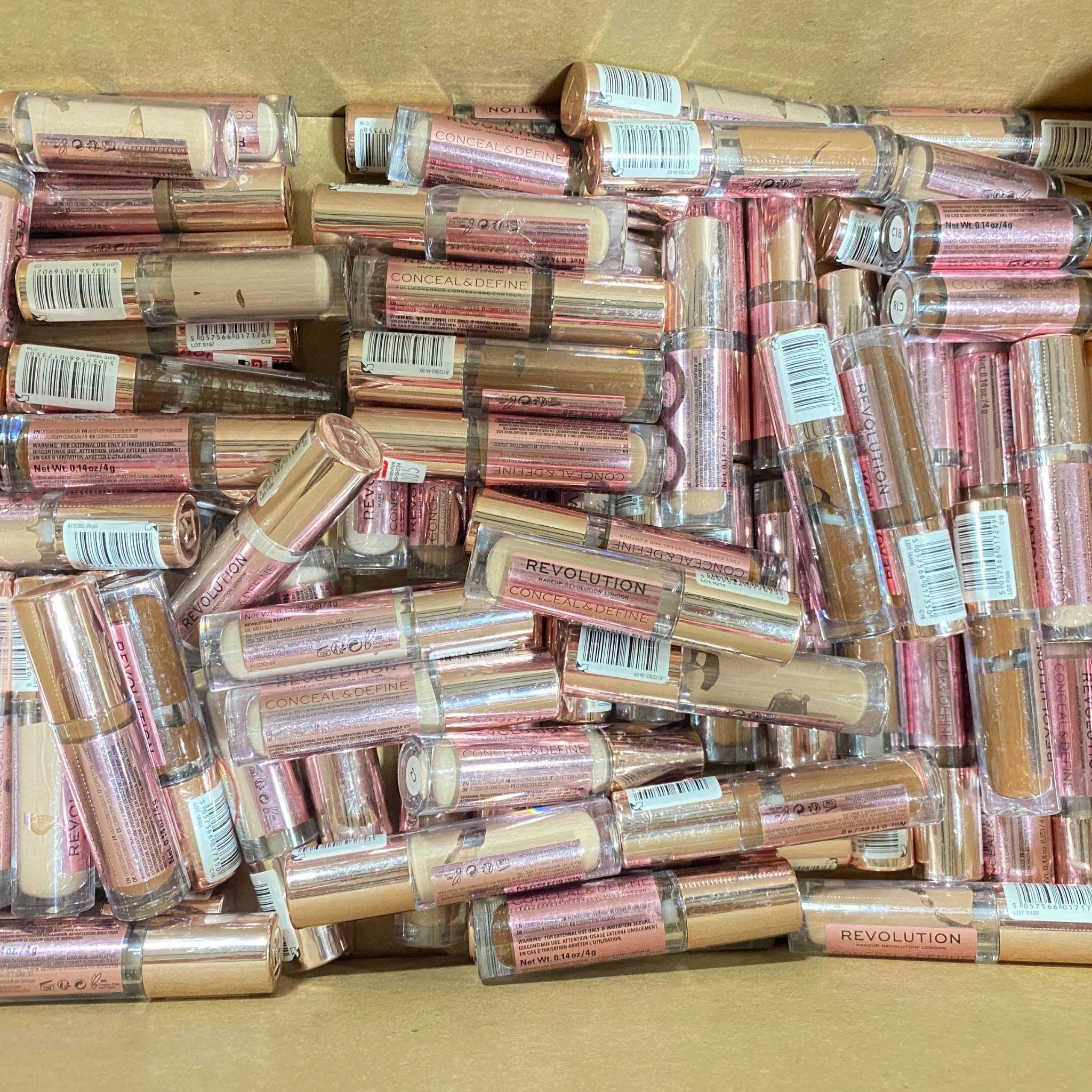 Revolution Conceal & Define full Coverage Conceal & Contour (72 Pcs Box )