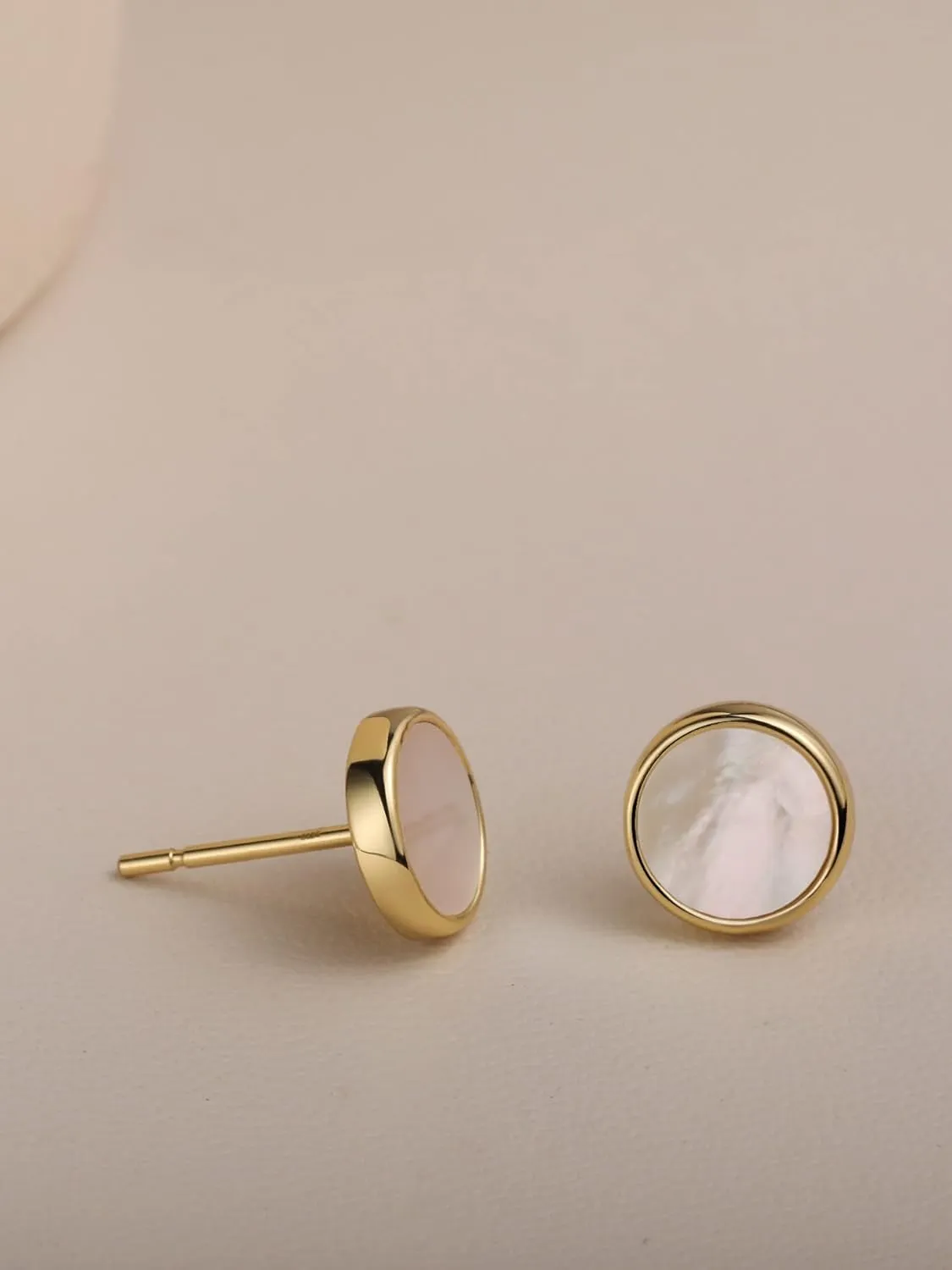 S.Leaf Shell Earrings Mother of Pearl Earrings Silver Stud Earrings for Women Hypoallergenic Earrings Round Disc Stud Earrings for Women