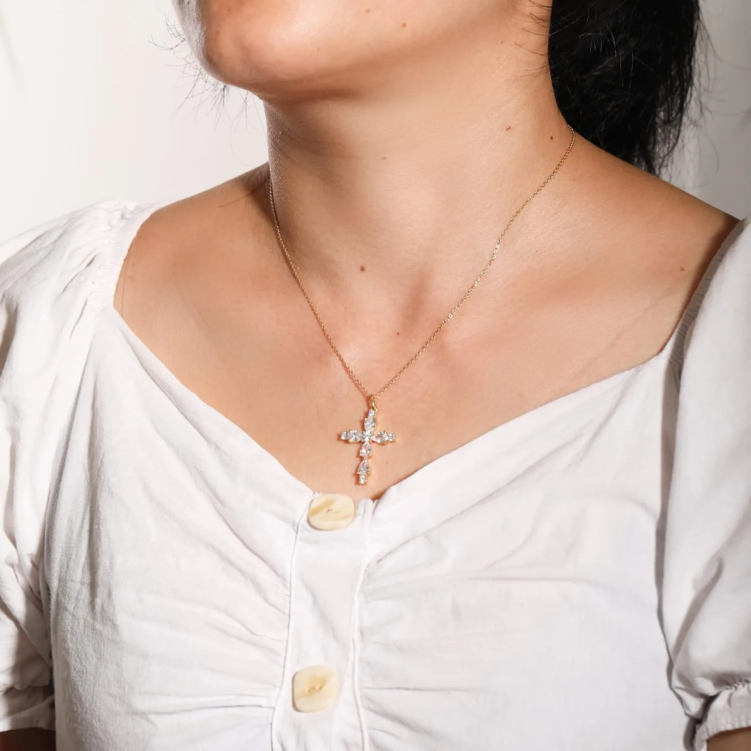 Sterling Silver Cross Necklace for Women Gold Plated Cross Pendant Necklace Cross Layered Necklace for Women