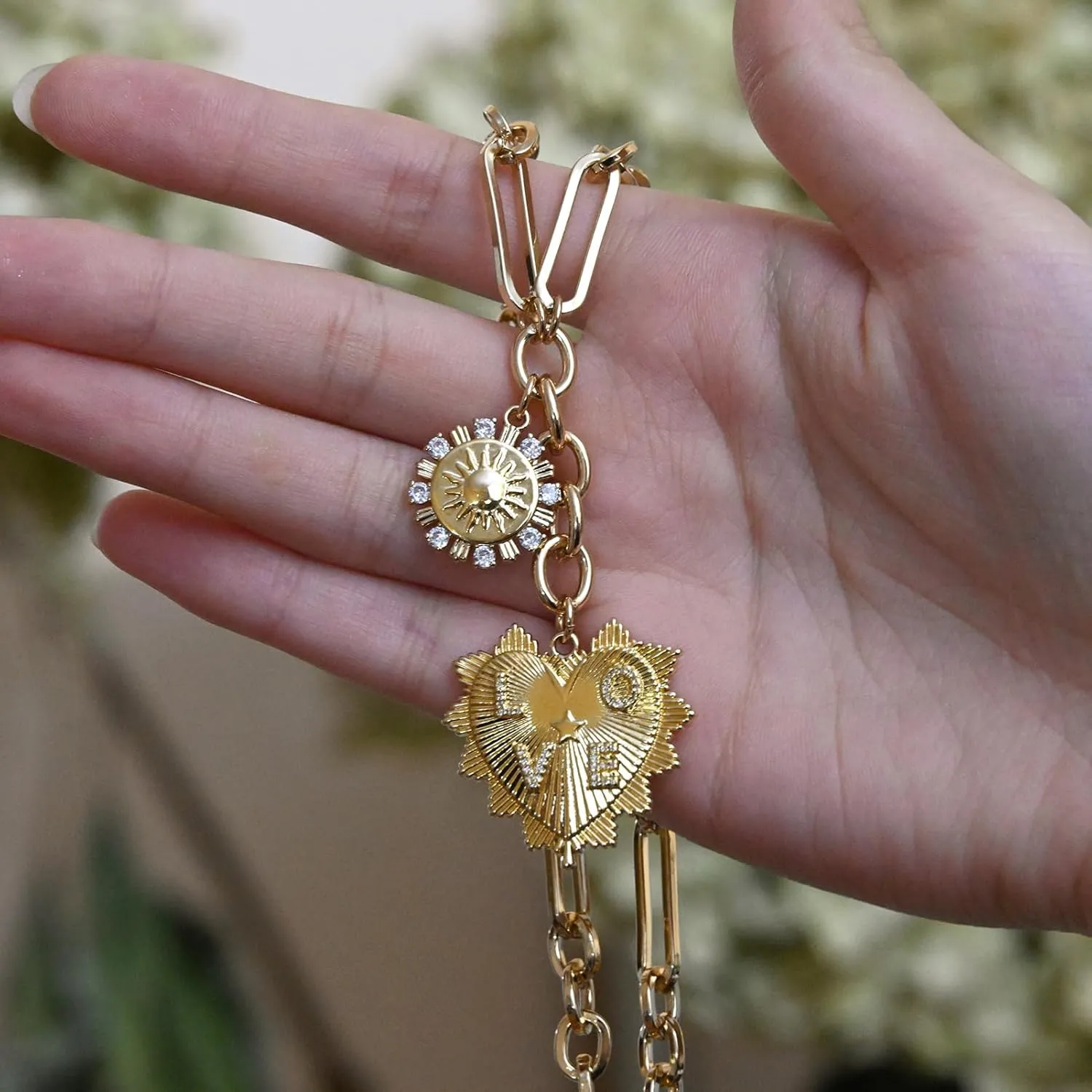 Sun Heart Necklace for Women 18K Gold Plated Heart Pendent Necklace Chunky Chain Choker Necklace Hip Hop Charm Necklace Unisex Necklace