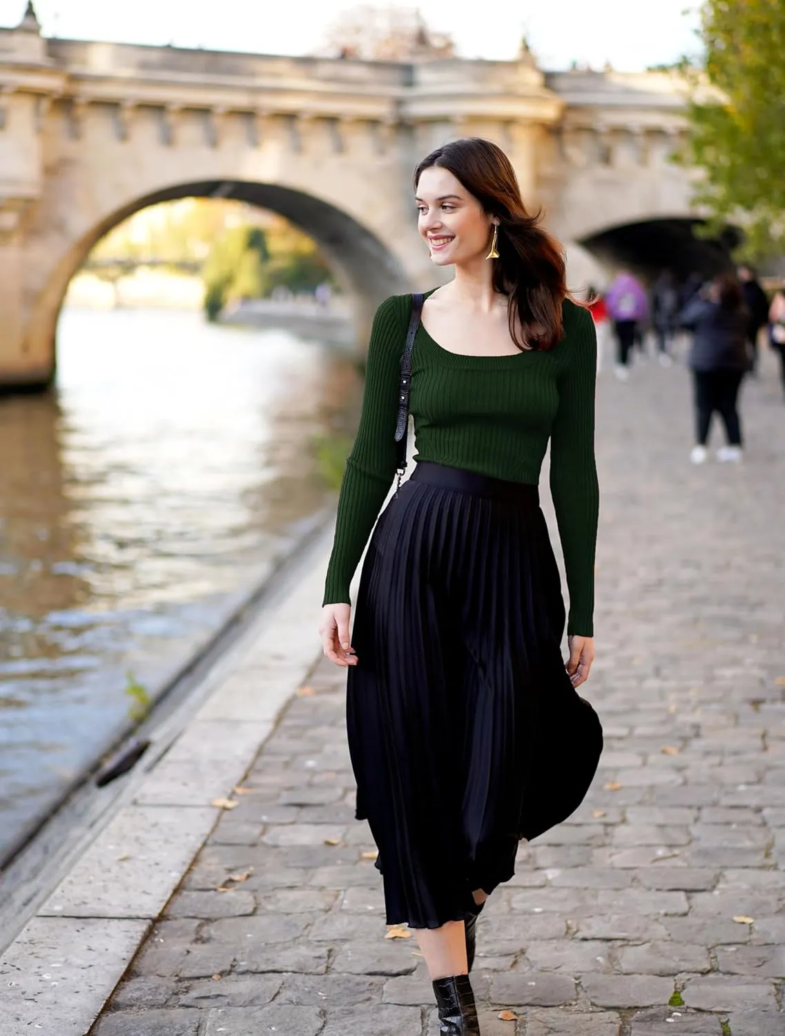 v28 Women Scoop Neck U-Neck Knit Long Sleeve Slim Fit Ribbed Sweater Tops