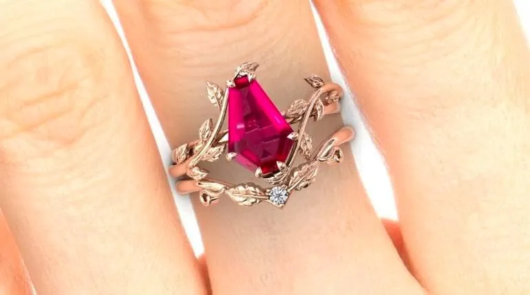 Vintage Red Ruby Engagement Ring Set Anniversary Ring Set For Women Coffin Shaped Art Deco Leaf Style Wedding Ring Set